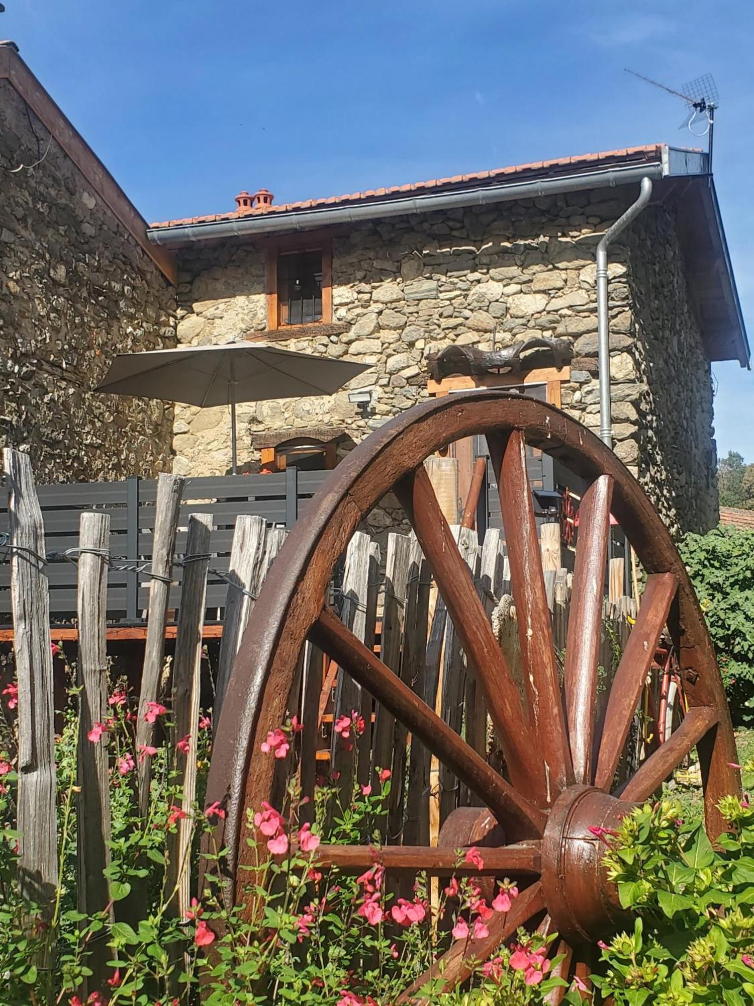 Gite La Grangette De Pauline Mercus-Garrabet Екстер'єр фото